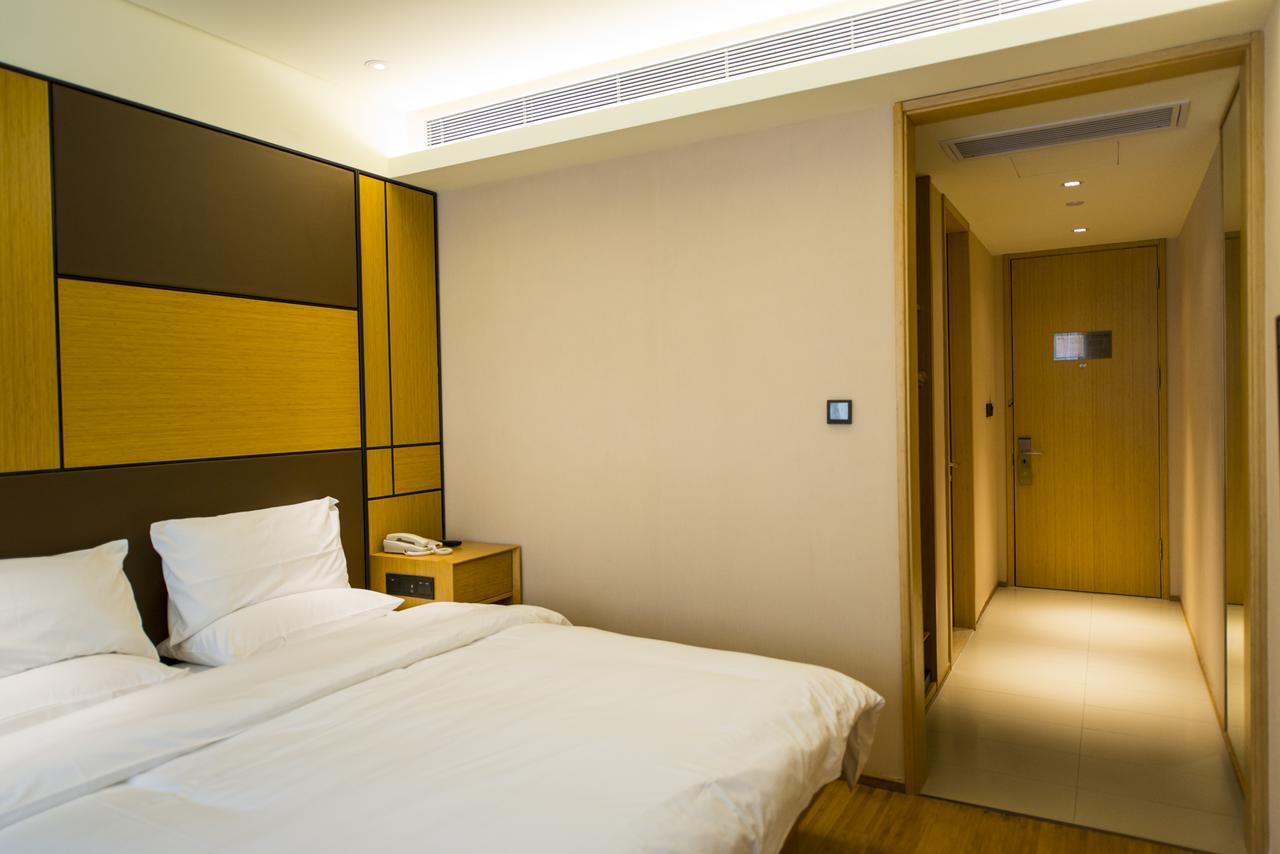 Ji Hotel Shanghai Jiangqiao Wanda Plaza Exterior photo